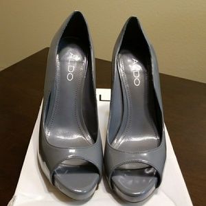 Aldo grey platform heels
